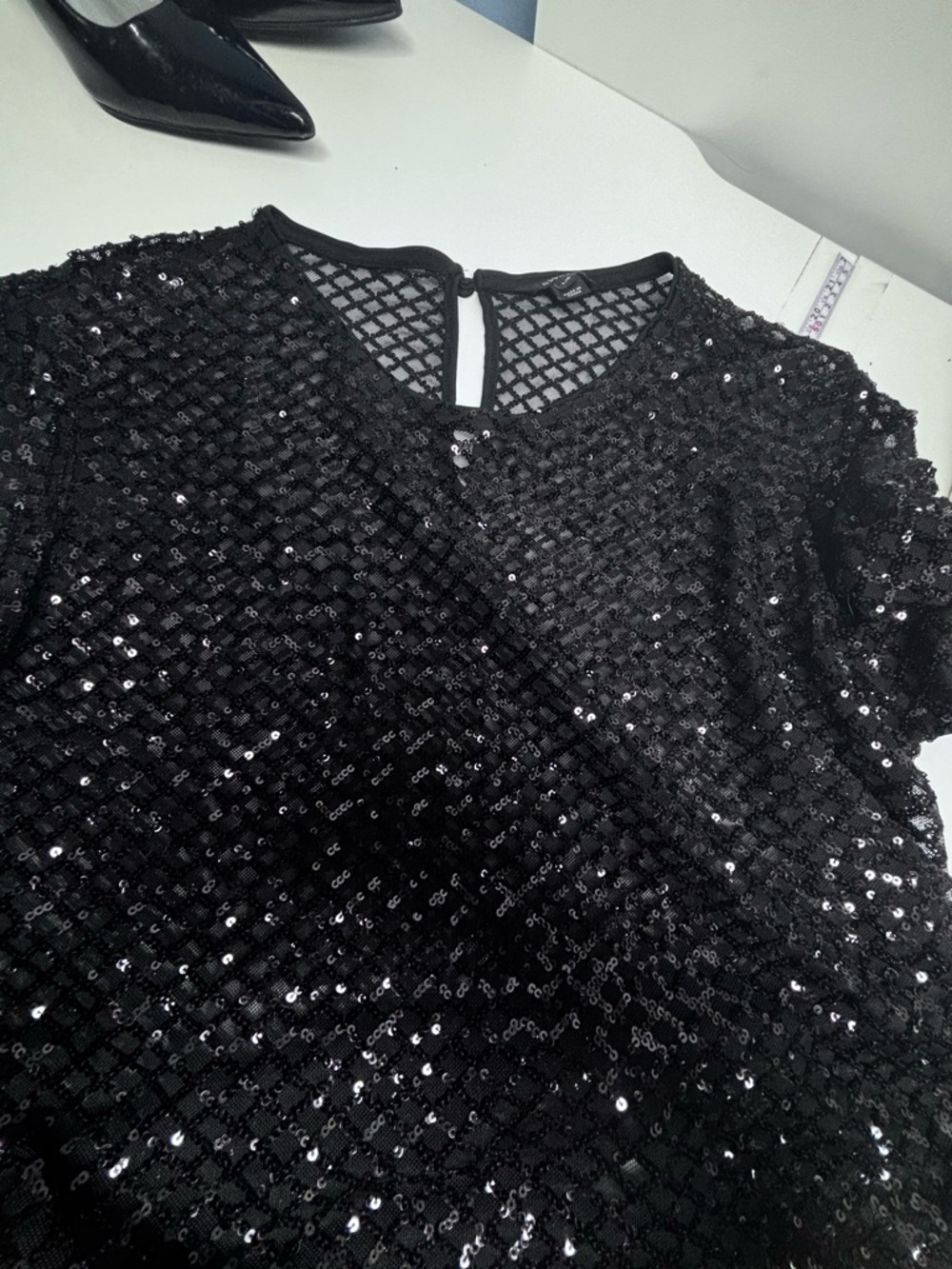 RW&CO Black Sequin Mesh Top - Women's Sheer Party Tee size Large - Picture 2 of 5